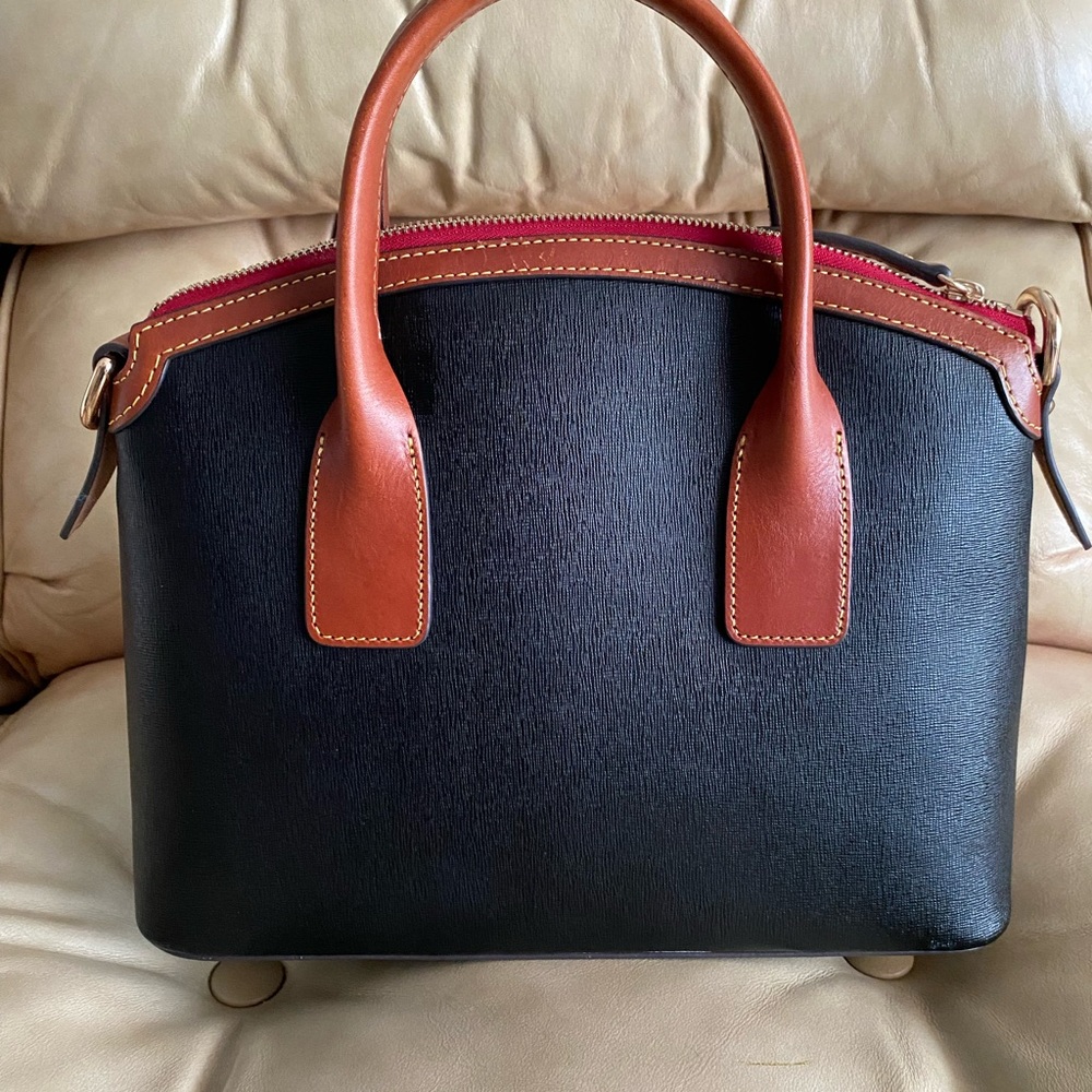 LKNW Dooney & Bourke Leather Satchel Top Handle Strap Front Pocket - Picture 3 of 15